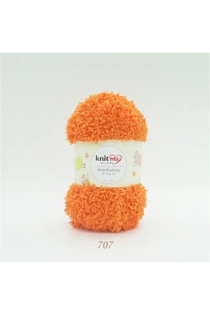 707 Turuncu Ana Kuzusu Battaniye Hırka El Örgü İpi 100 Gr.100 Mt. 707 Turuncu Ana Kuzusu Battaniye Hırka El Örgü İpi 100 Gr.100 Mt.